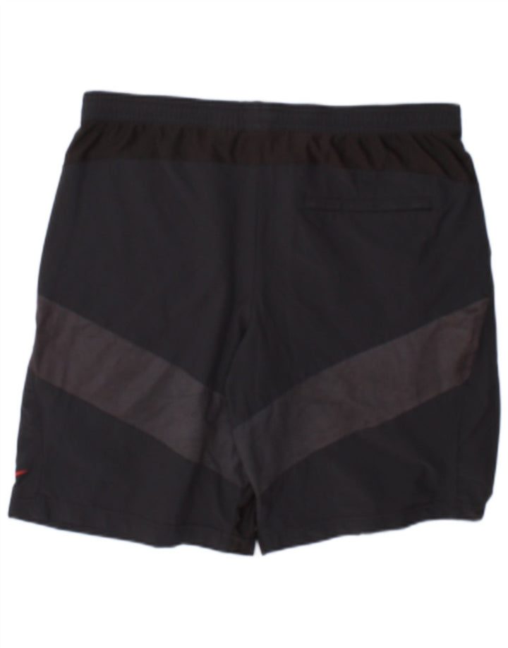 Shorts esportivos masculinos Nike médio cinza colorblock nylon