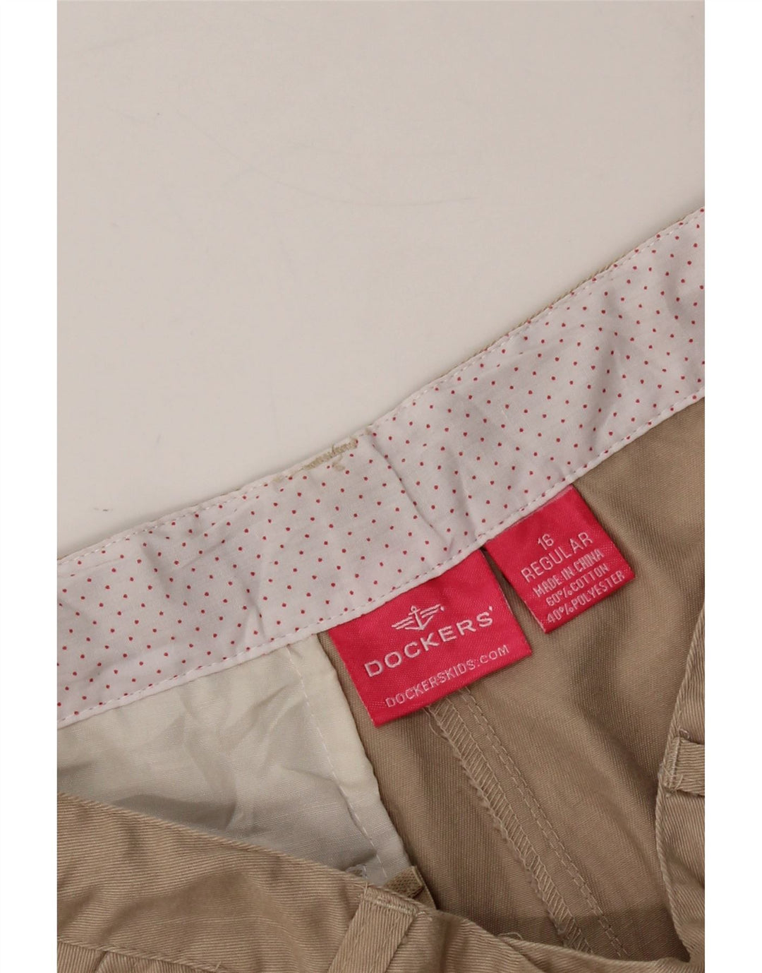 DOCKERS Girls Chino Shorts 15-16 Years W28 Beige Cotton Vintage Dockers and Second-Hand Dockers from Messina Hembry 