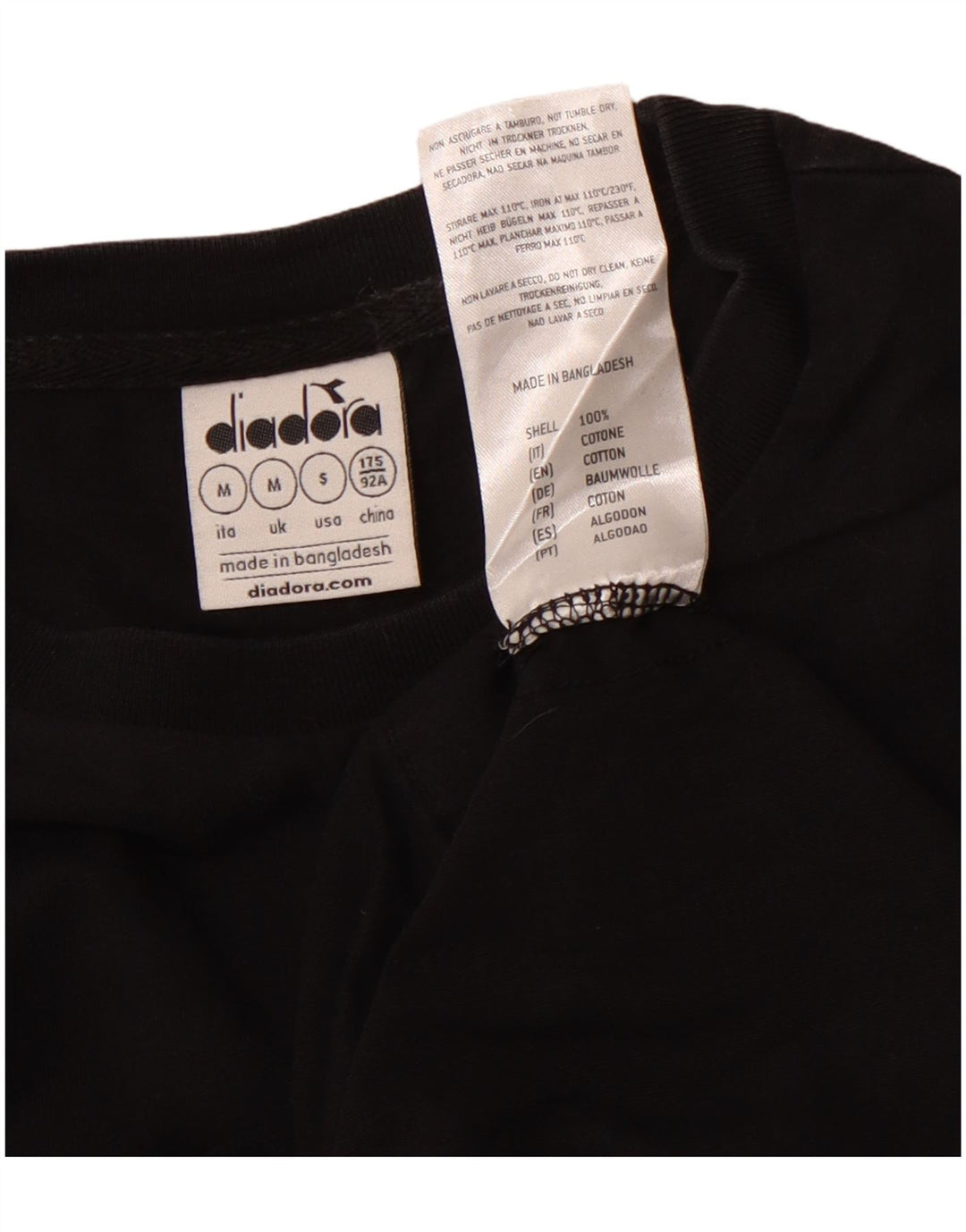 Camiseta gráfica masculina Diadora Top médio algodão preto