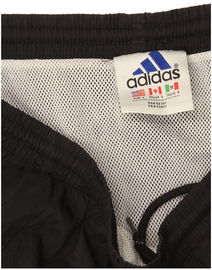 Shorts esportivos masculinos Adidas grandes pretos