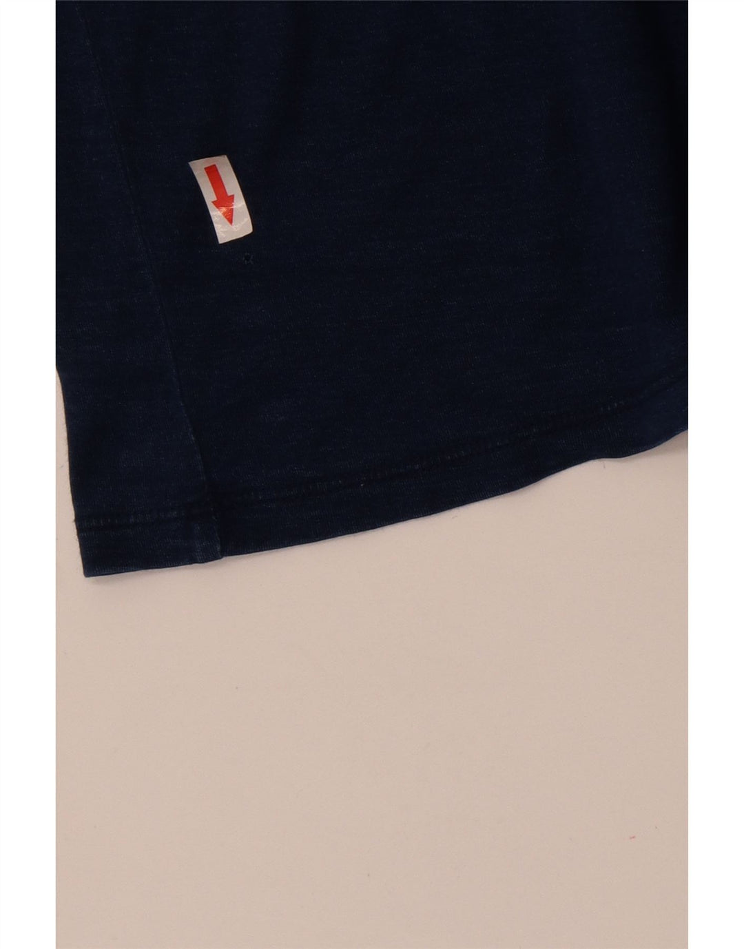 Camiseta masculina Armani com estampa gráfica pequena de algodão manchado azul