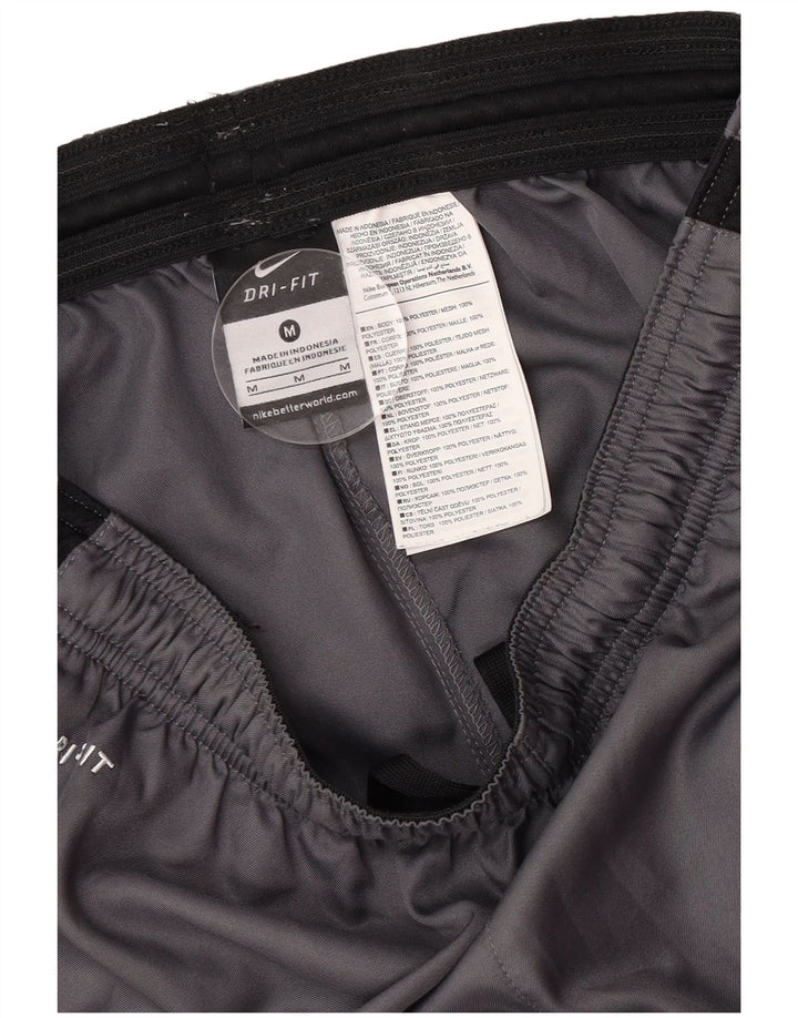 Shorts esportivos masculinos Nike Dri Fit cinza médio colorblock poliéster