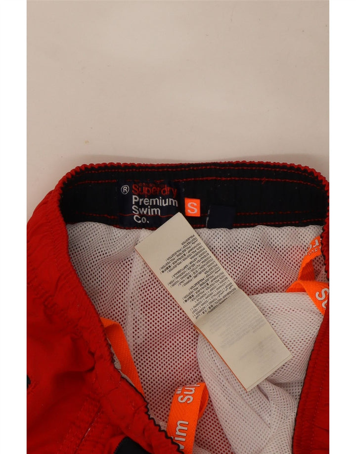 Shorts de natação masculino Superdry Graphic pequeno poliéster vermelho