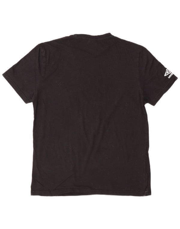Camiseta masculina gráfica Umbro Top grande de algodão preto
