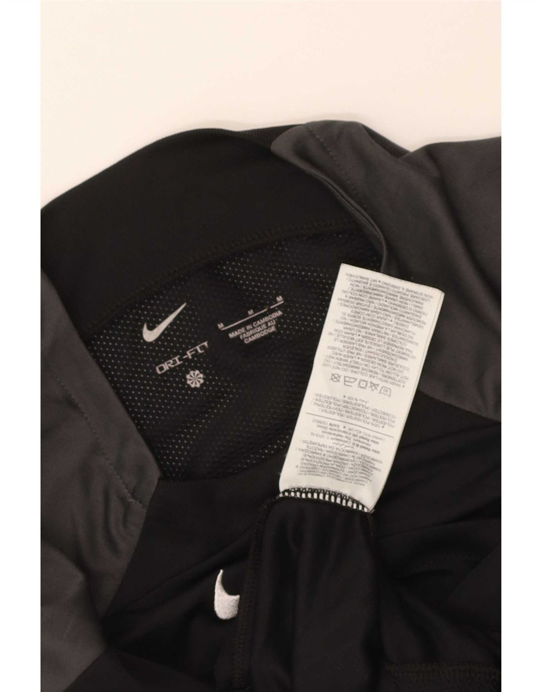 Camiseta masculina Nike Dri Fit Top médio preto colorblock poliéster