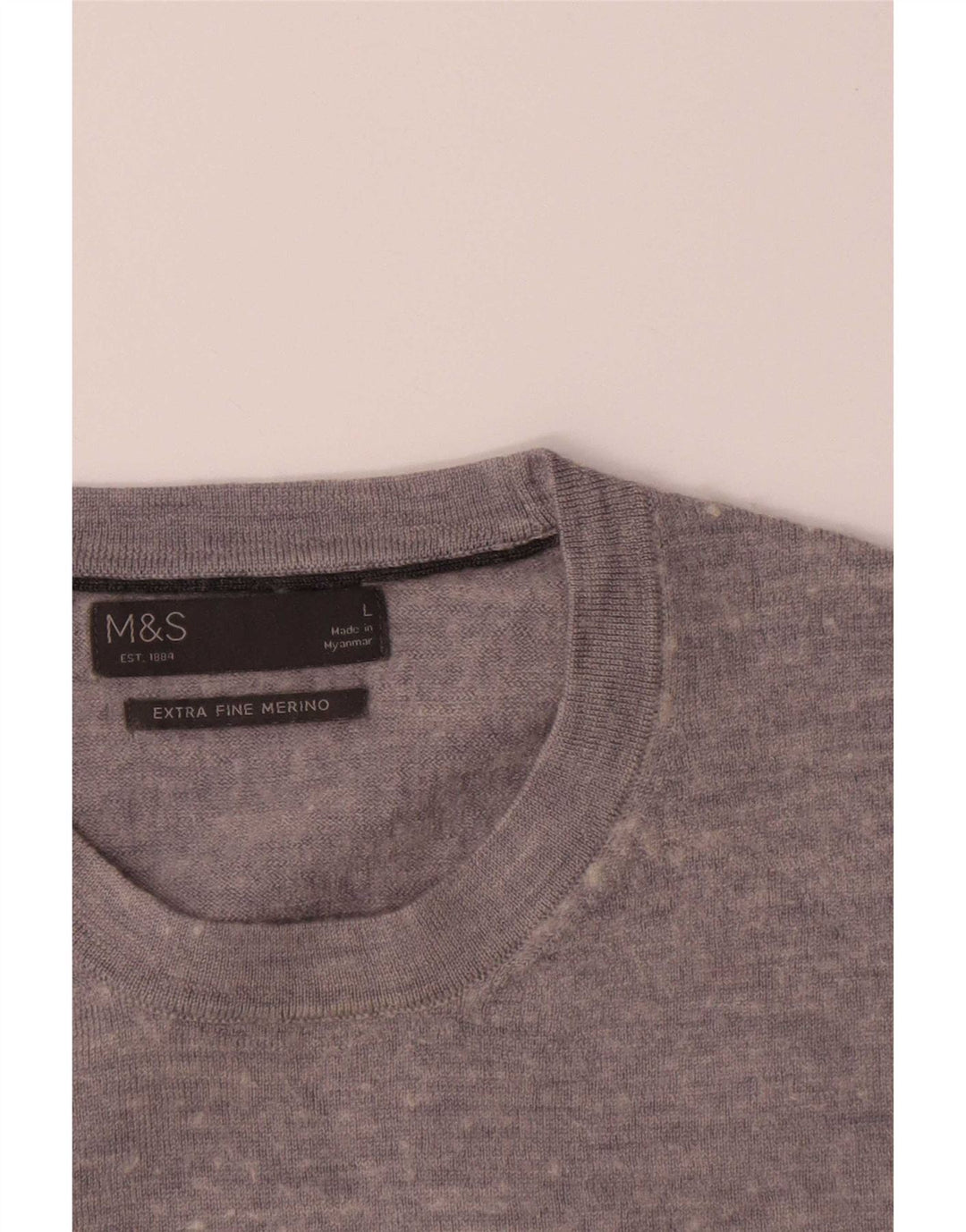 Suéter masculino Marks & Spencer com gola redonda, lã merino cinza grande