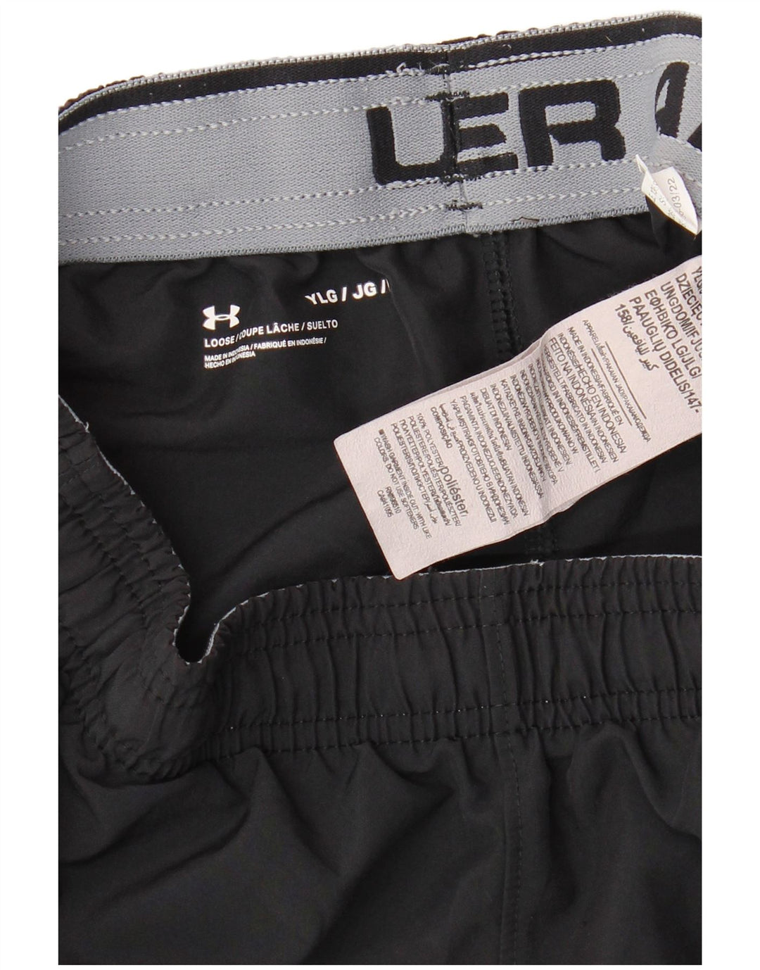 Shorts esportivos gráficos UNDER ARMOUR para meninos 11-12 anos grande poliéster preto