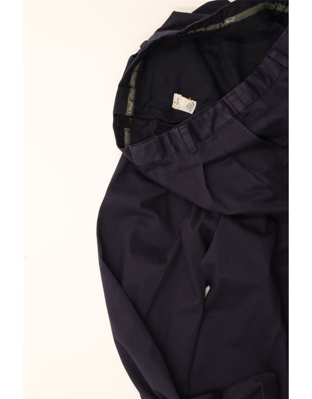 L.L.BEAN Mens Pegged Chino Trousers W37 L28  Navy Blue Cotton Vintage L.L.Bean and Second-Hand L.L.Bean from Messina Hembry 