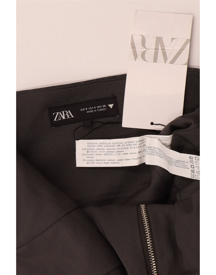 Colete feminino Zara com gola halter UK 8 pequeno poliéster listrado cinza