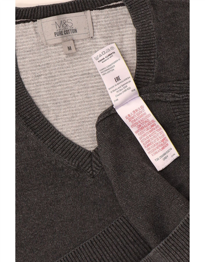 Suéter masculino Marks & Spencer com decote em V, algodão cinza médio