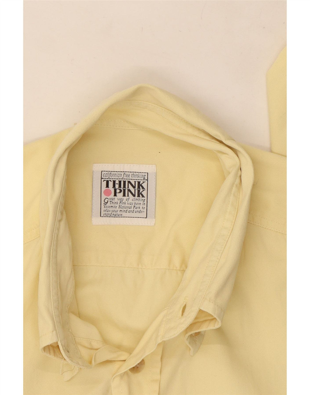 Camisa masculina Think Pink grande amarela