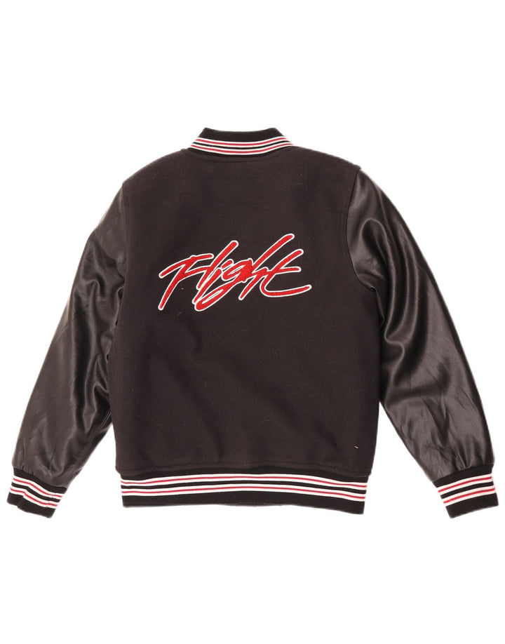 Jaqueta Jordan Boys Graphic Varsity 12-13 anos grande bloco colorido preto
