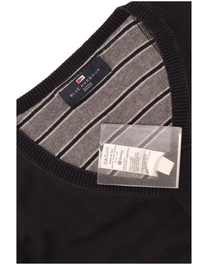 Suéter masculino Marks & Spencer Blue Harbor com decote em V grande azul marinho