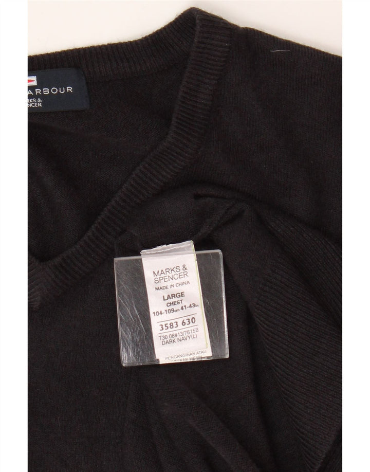 Suéter masculino Marks & Spencer Blue Harbor com decote em V grande azul marinho