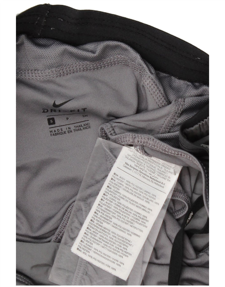 Shorts esportivos femininos Nike Dri Fit UK 10 poliéster cinza pequeno