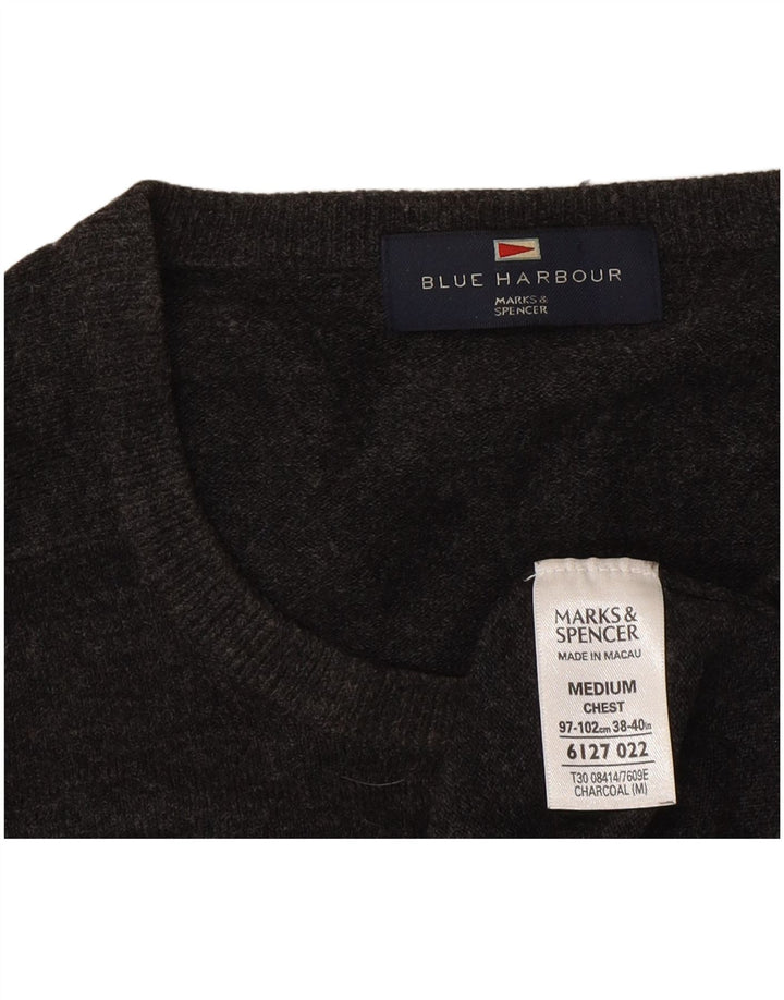 Suéter masculino Marks & Spencer com gola redonda e acrílico cinza médio