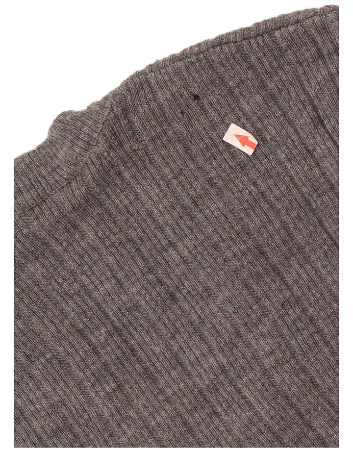 Regata masculina vintage com colete pequeno cinza