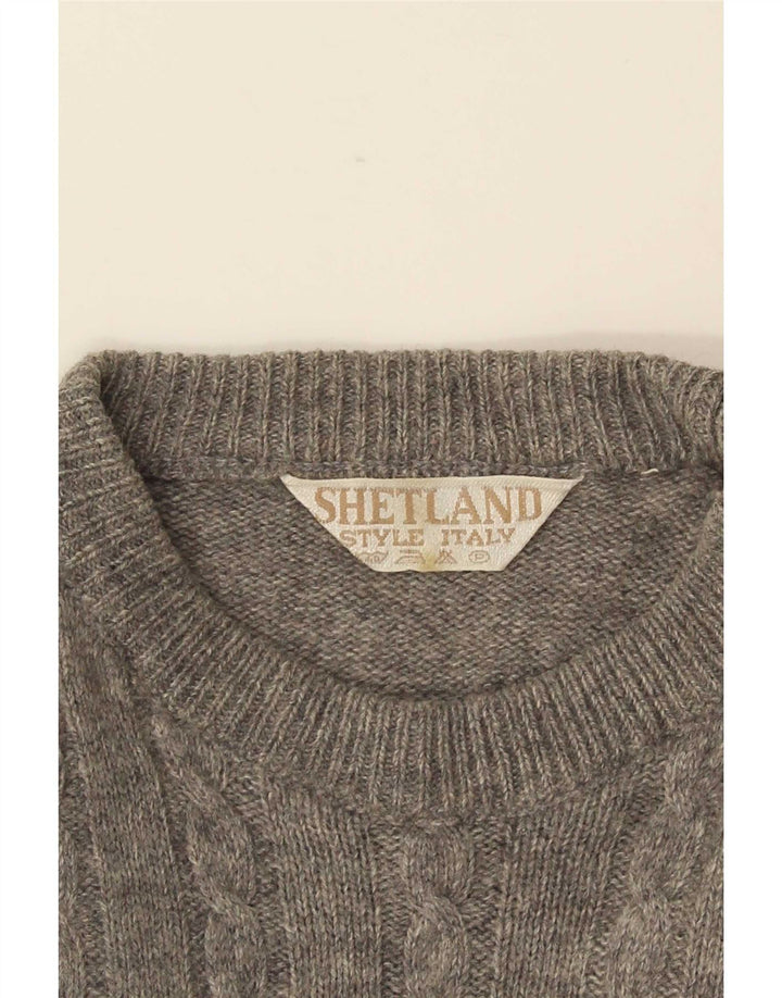 Suéter vintage masculino com gola redonda e lã geométrica cinza médio