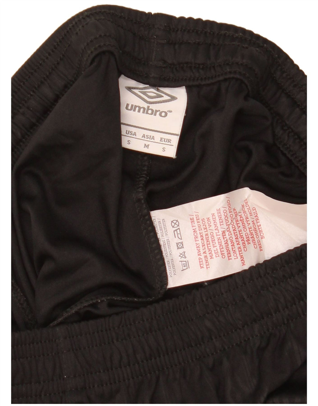 Shorts esportivos masculinos Umbro pequenos pretos Argyle/poliéster diamante