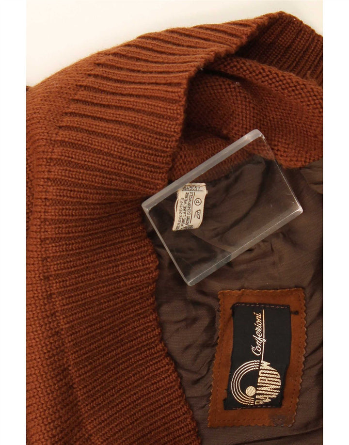 Suéter cardigã masculino vintage couro marrom médio