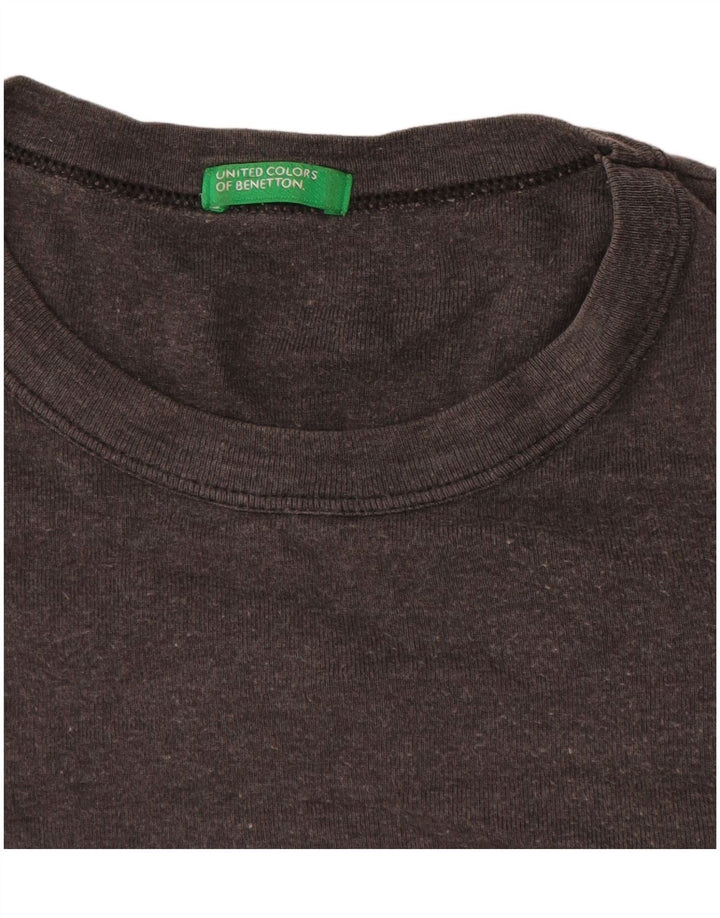 Camiseta feminina gráfica Benetton UK 16 grande cinza