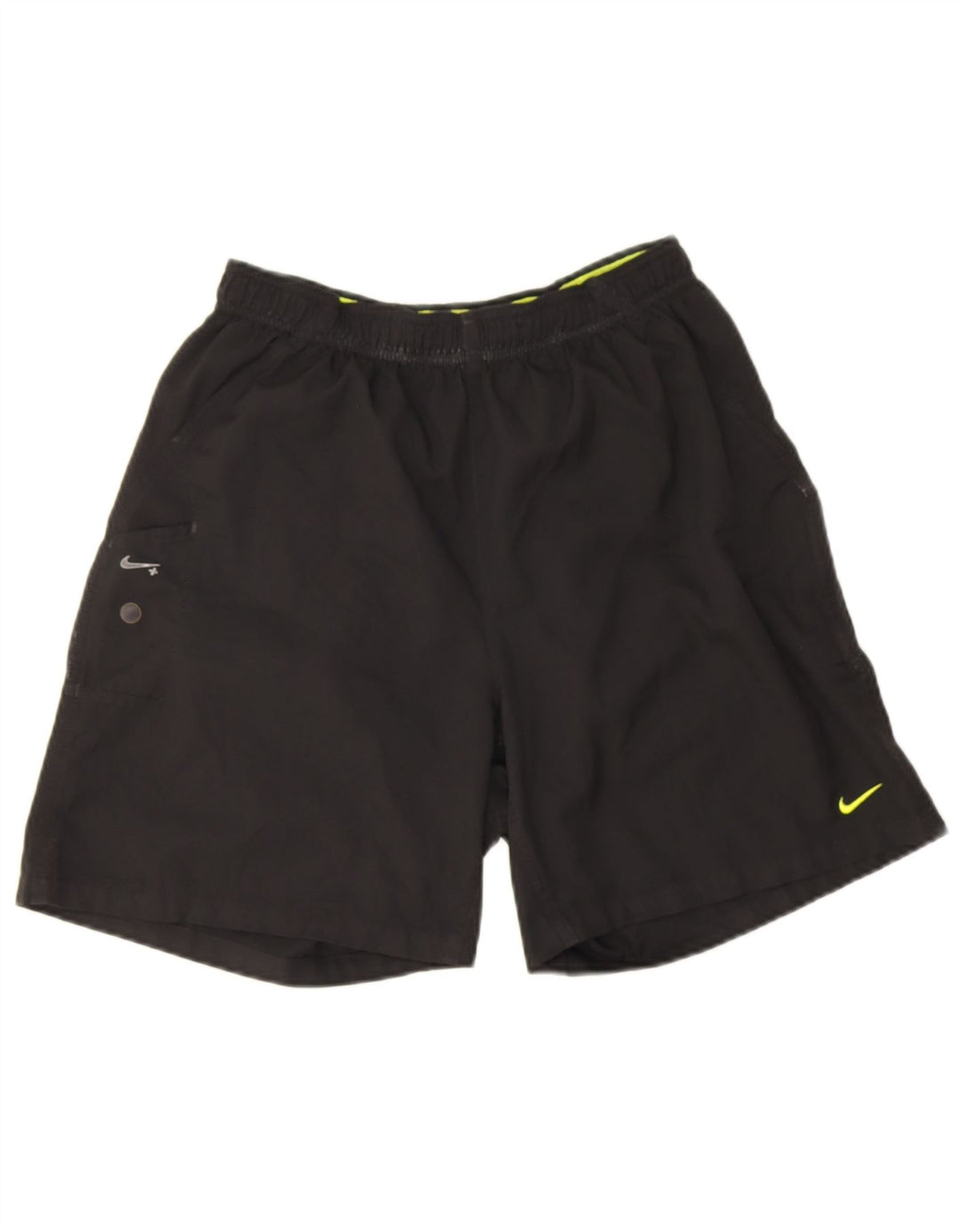 Shorts esportivos masculinos Nike médio preto poliéster
