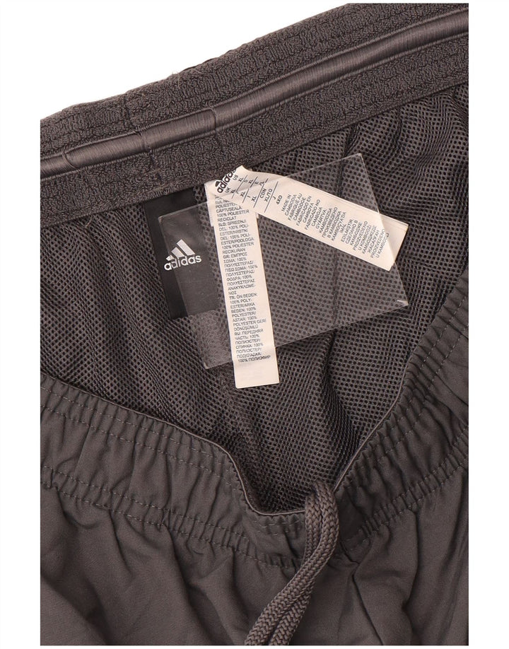 Shorts esportivos gráficos masculinos Adidas XL cinza colorblock poliéster