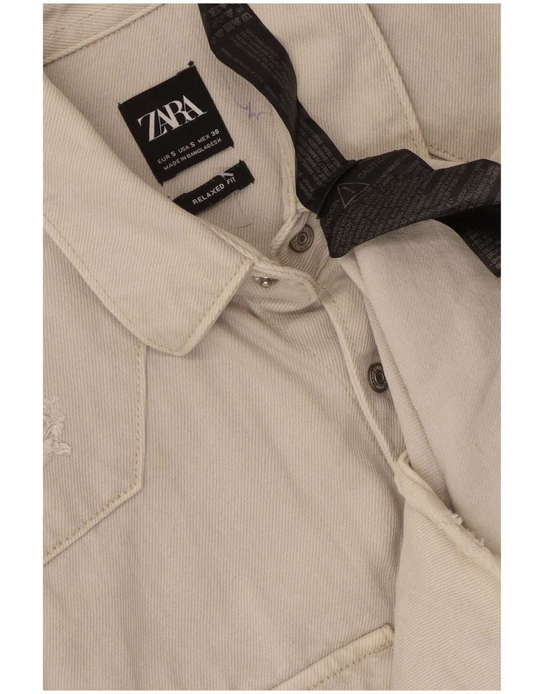 Camisa jeans feminina Zara com ajuste relaxado pequeno algodão bege