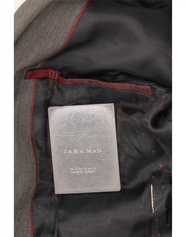 Jaqueta blazer masculina Zara com 2 botões EU 46 espinha de peixe cinza médio