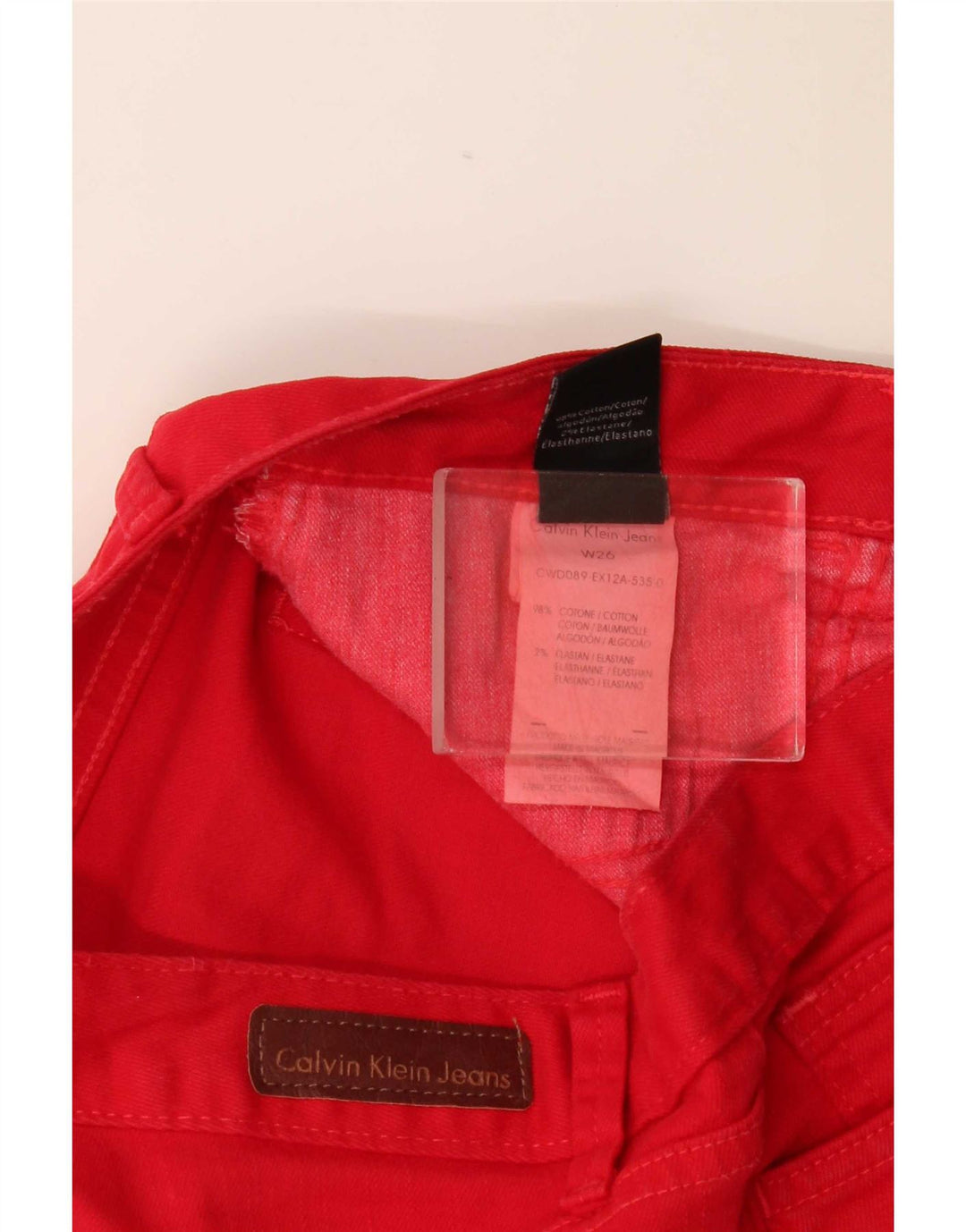 Shorts jeans feminino Calvin Klein W26 pequeno algodão vermelho