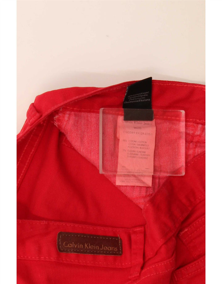 Shorts jeans feminino Calvin Klein W26 pequeno algodão vermelho