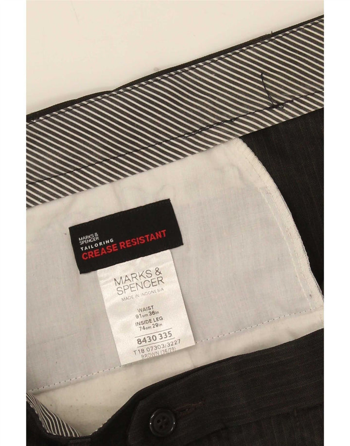 Calça masculina Marks & Spencer com estampa de terno W36 L29 poliéster listrado marrom