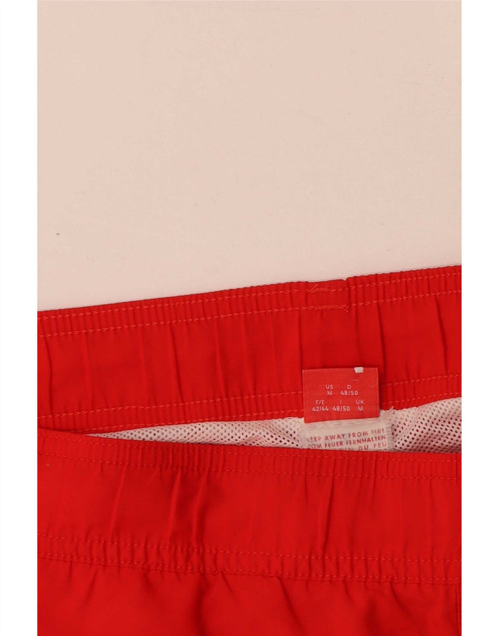 Shorts esportivos masculinos Puma médio vermelho