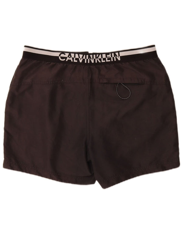 Calvin Klein Shorts de natação masculino gráfico grande poliéster preto