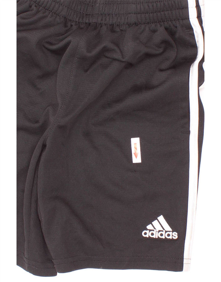 Shorts esportivos masculinos Adidas 7-8 anos pequeno poliéster preto