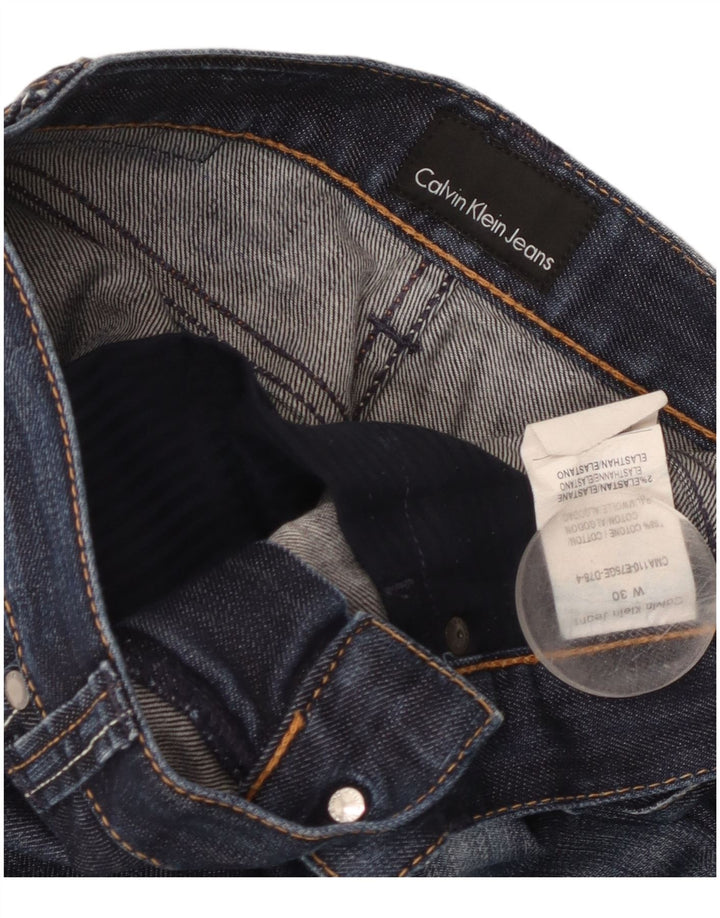 Calça jeans reta feminina Calvin Klein W30 L30 algodão azul