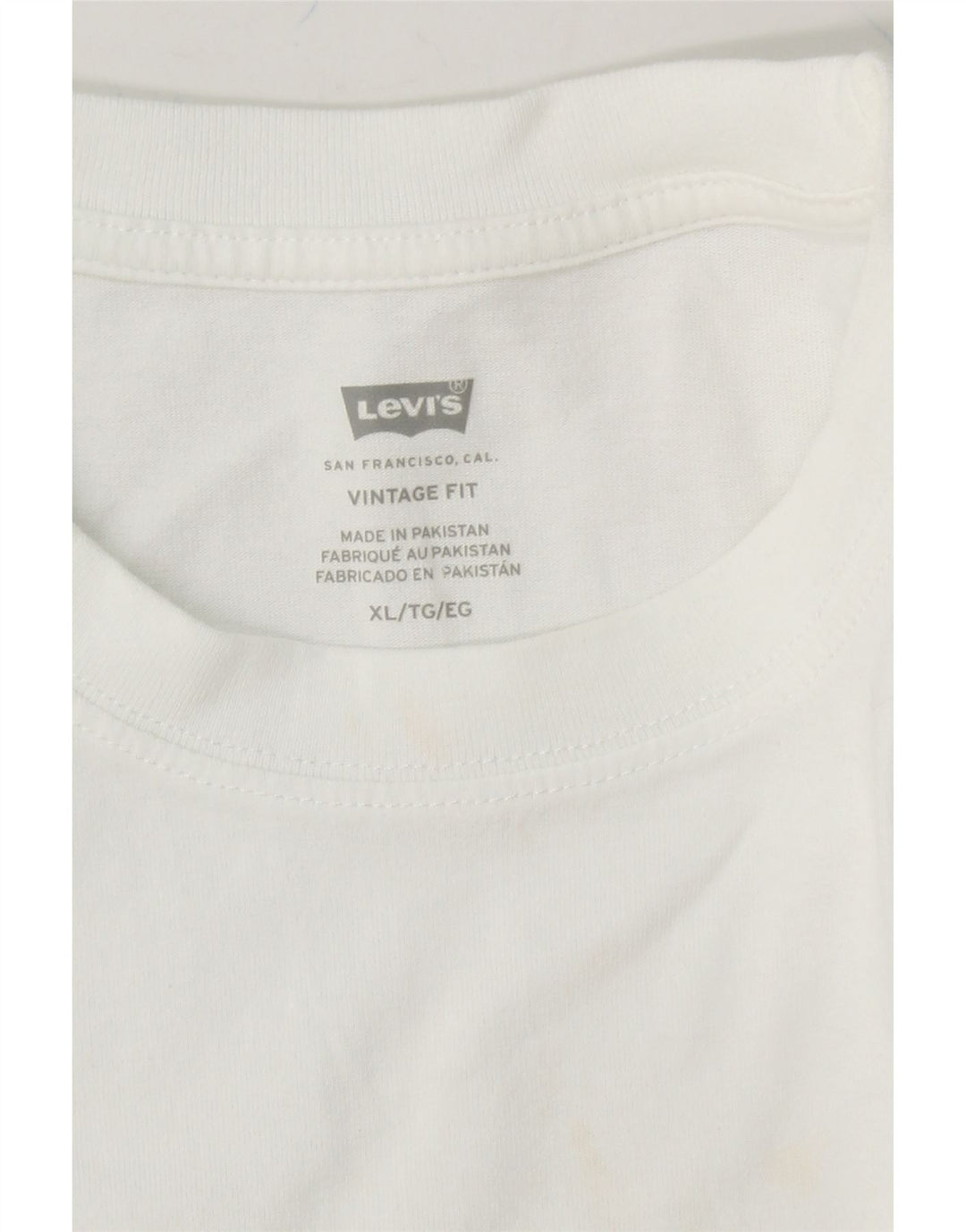 LEVI'S Mens Vintage Fit T-Shirt Top XL White Cotton Vintage Levi's and Second-Hand Levi's from Messina Hembry 