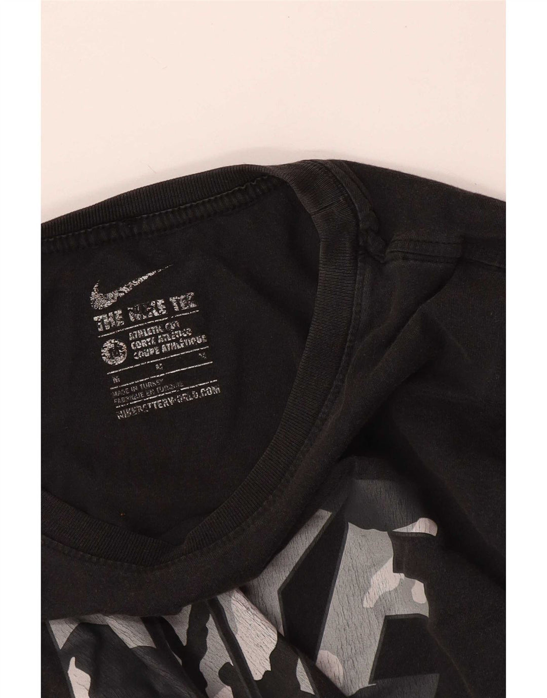 Camiseta Nike Masculina Athletic Cut Graphic Top Médio Preto