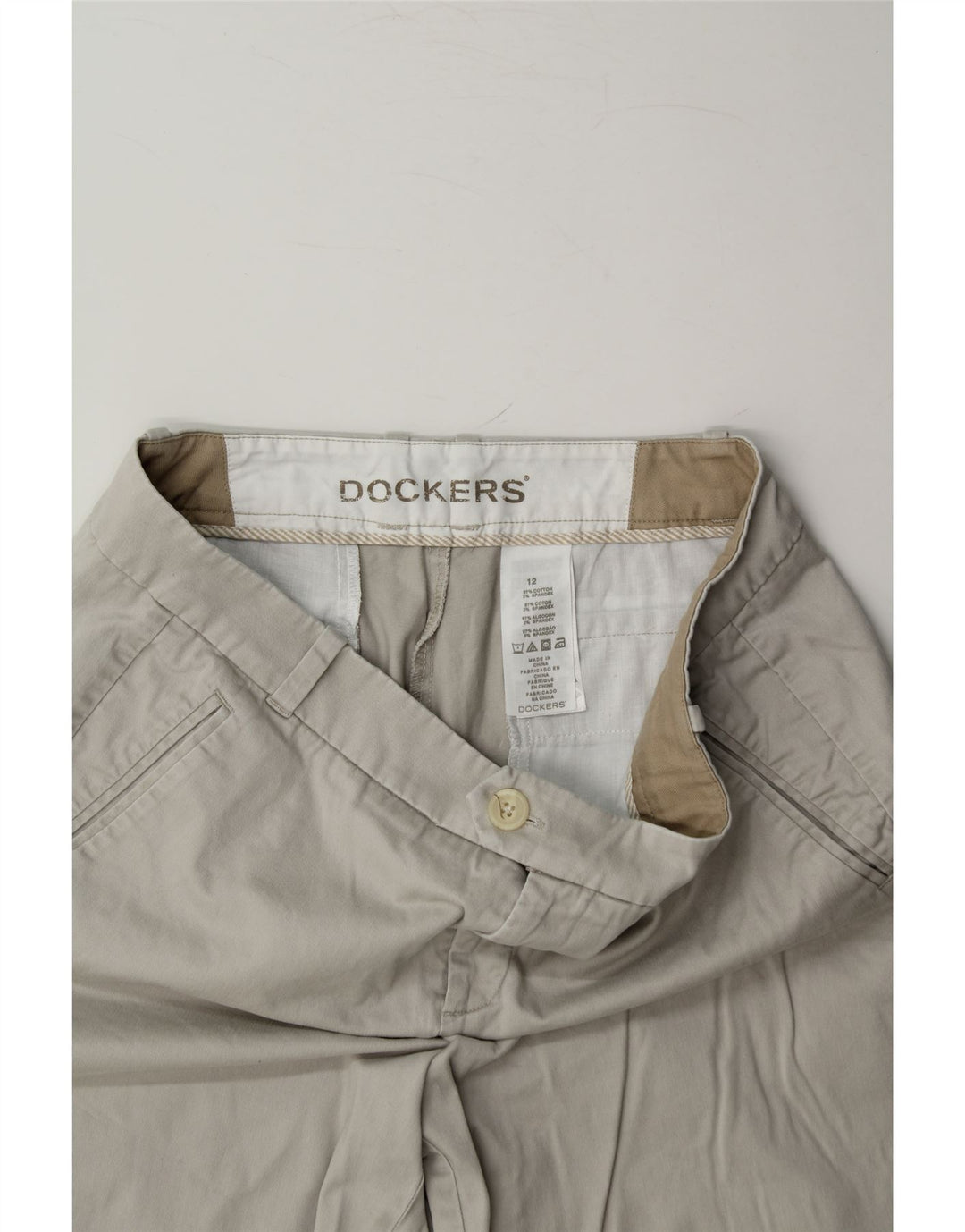 DOCKERS Womens Chino Shorts US 12 Large W32  Grey Cotton Vintage Dockers and Second-Hand Dockers from Messina Hembry 