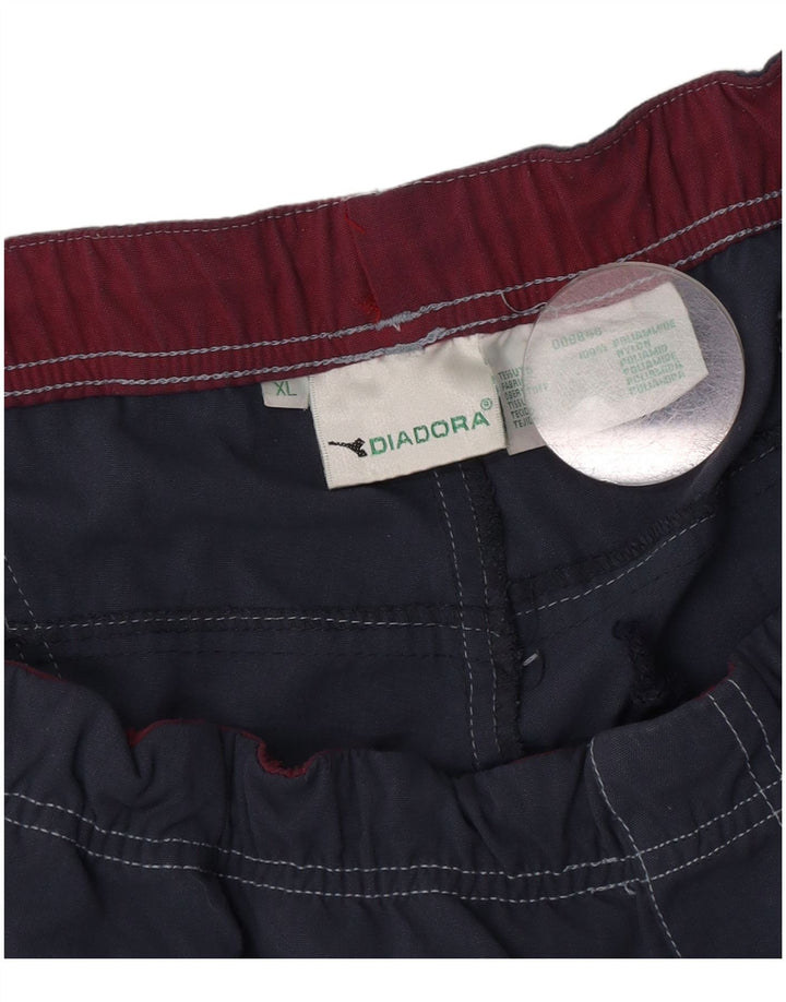 Diadora Mens Bermuda Sport Shorts XL Azul Marinho Poliamida