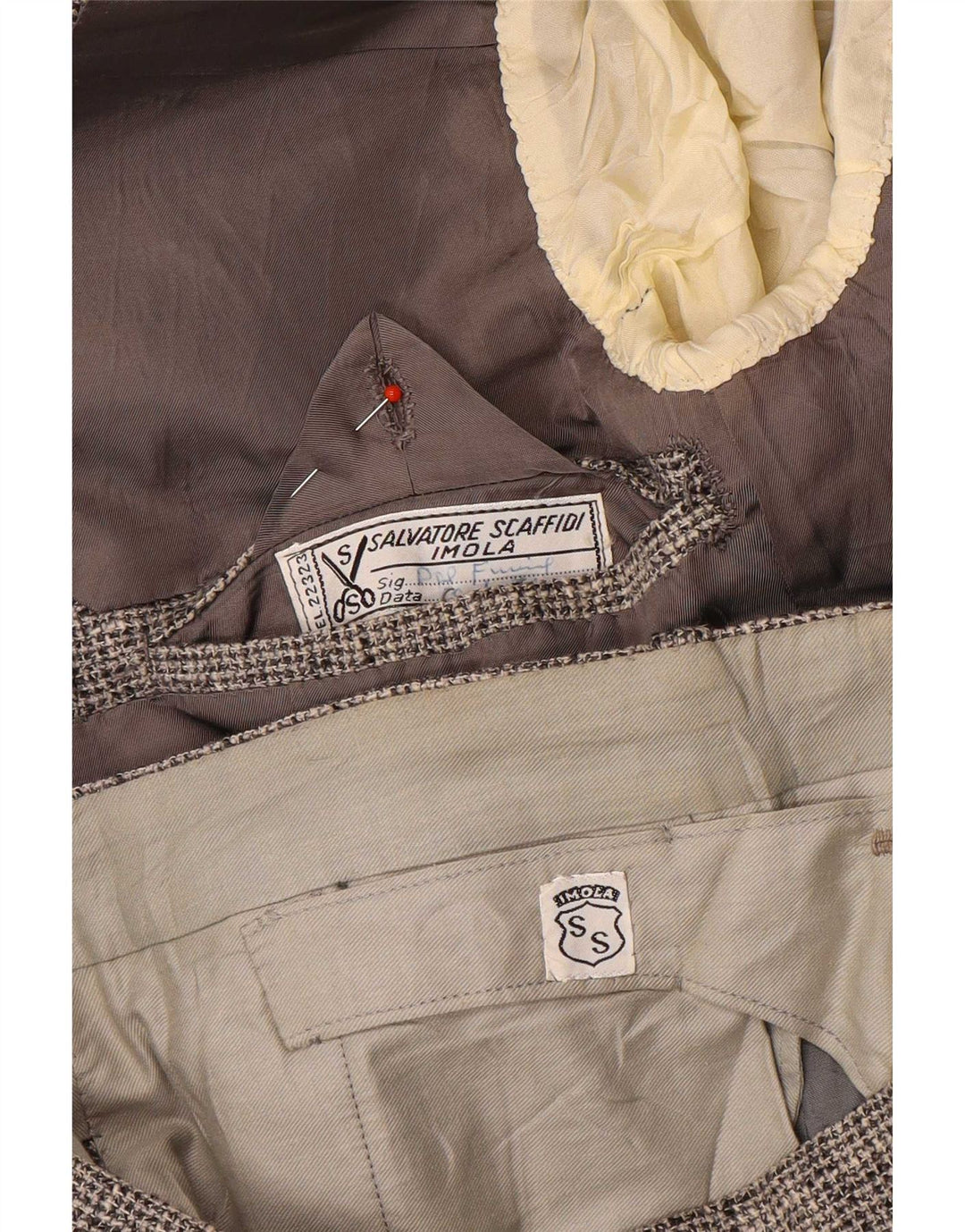 Terno masculino vintage com 2 botões UK 38 médio W30 L34 cinza manchado