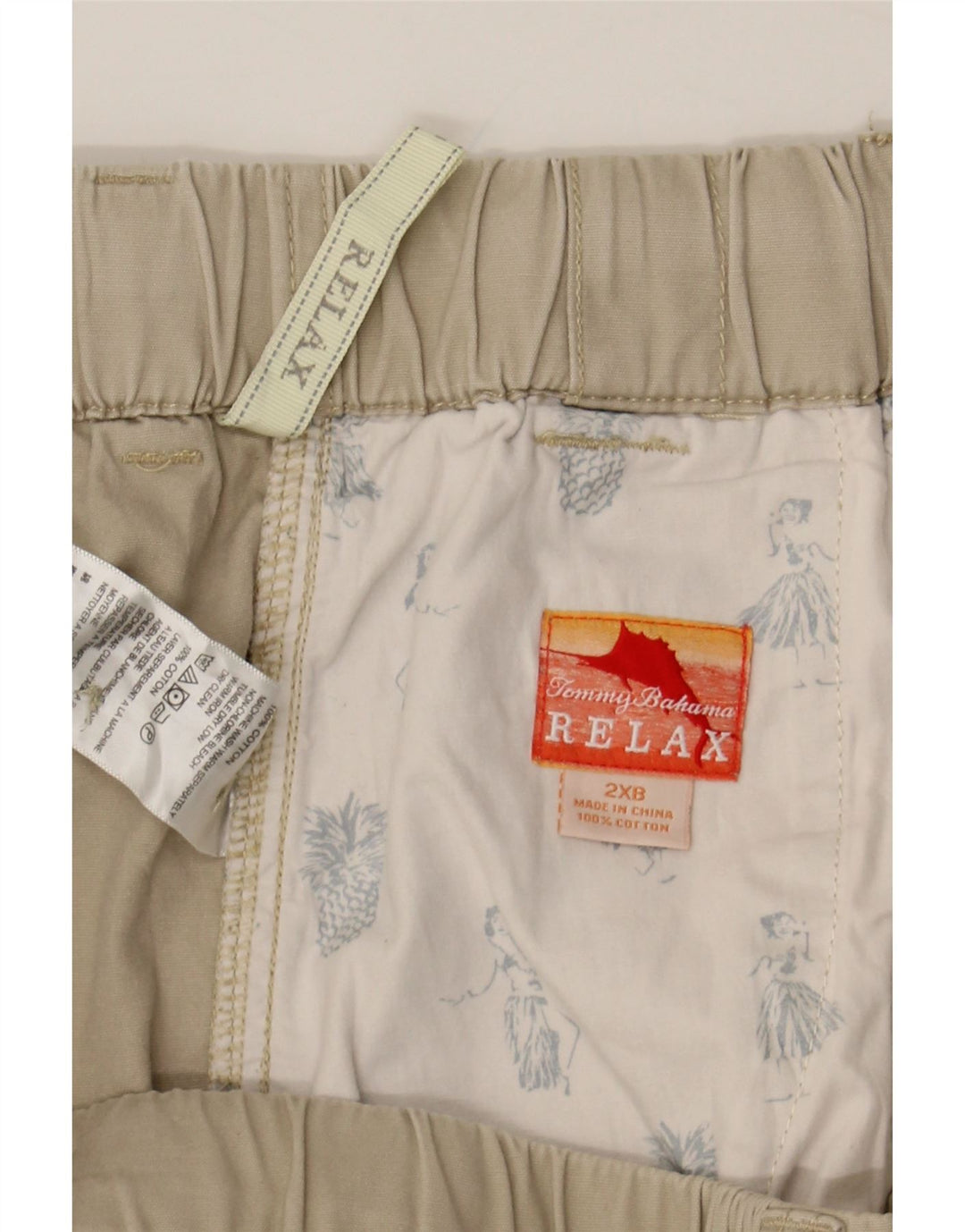 VINTAGE Mens Relaxed Fit Cargo Shorts 2XL W48 Beige Cotton Vintage Vintage and Second-Hand Vintage from Messina Hembry 