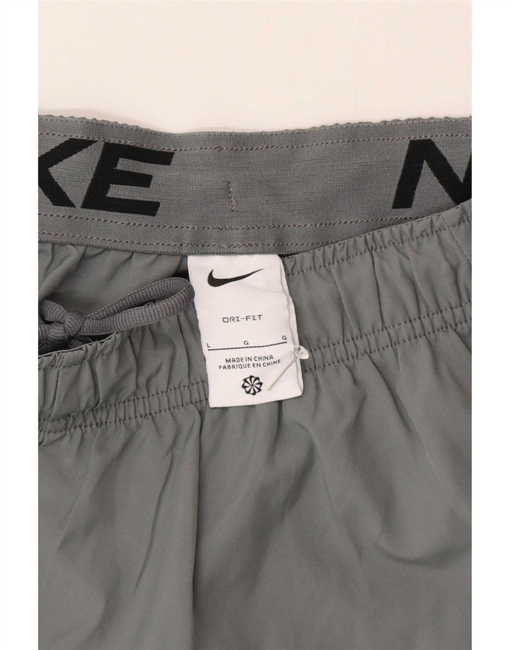 Shorts esportivos masculinos Nike Dri Fit grande poliéster cinza