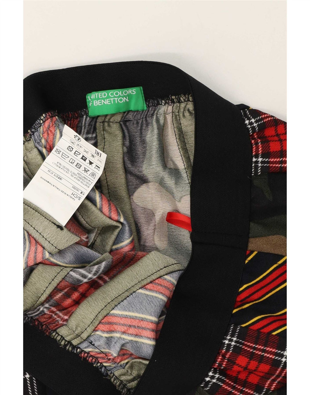 Saia feminina Benetton A-Line pequena W26 poliéster camuflado multicolorido