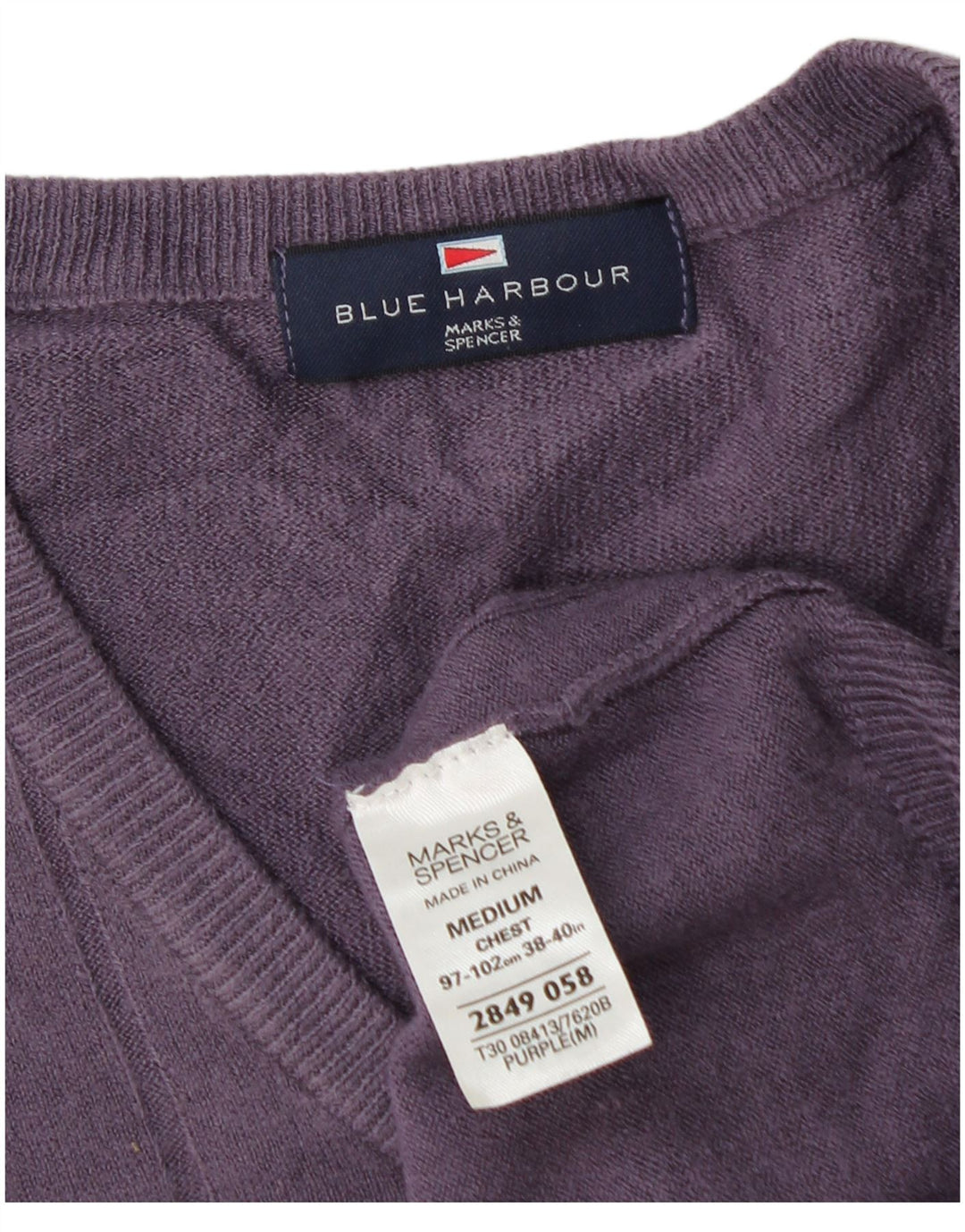 Suéter masculino Marks & Spencer Blue Harbor com decote em V roxo médio