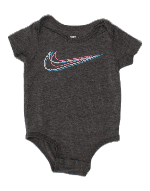 Macacão gráfico NIKE para meninas de 3 a 6 meses de algodão cinza