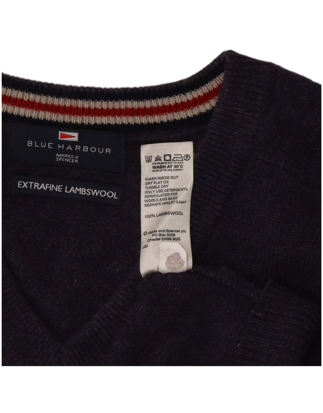 Suéter masculino Marks & Spencer Blue Harbor com decote em V roxo médio