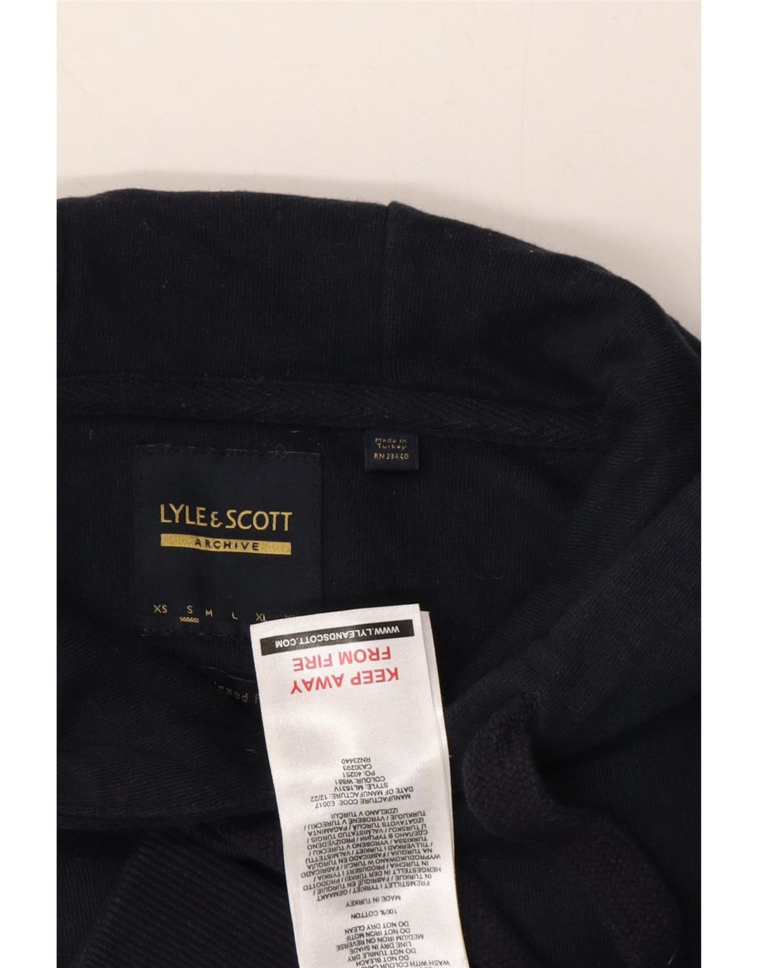 LYLE & SCOTT Mens Graphic Hoodie Jumper Small Navy Blue Cotton Vintage Lyle & Scott and Second-Hand Lyle & Scott from Messina Hembry 
