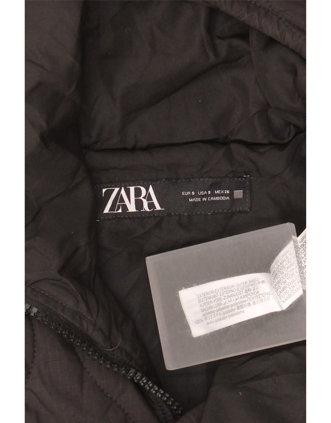 Jaqueta acolchoada com capuz grande Zara para mulher UK 10 poliéster preto pequeno