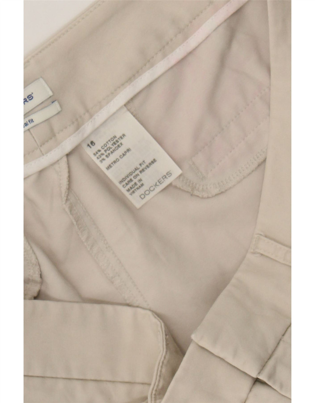 DOCKERS Womens Straight Capri Trousers US 16 2XL W36 L22 Beige Cotton Vintage Dockers and Second-Hand Dockers from Messina Hembry 